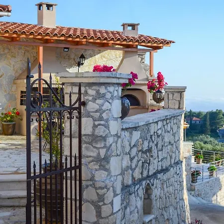 Liogerma Moments Maries (Zakynthos)